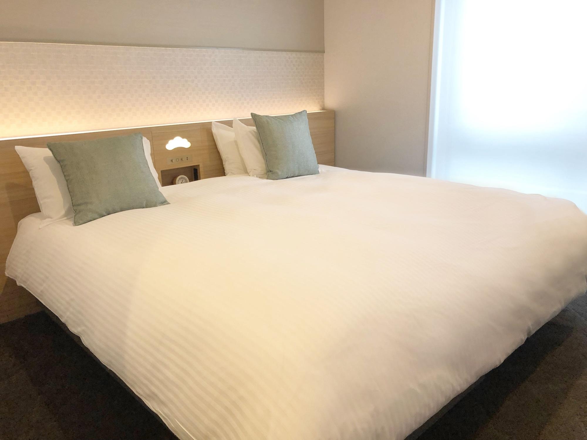 Nest Shijo Karasuma 3* Kyōto